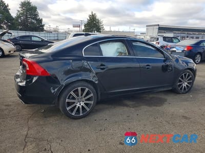 Trzecie zdjęcie samochodu z tyłu: 2017 VOLVO S60 PLATINUM VIN:LYV402TM8HB129758 - miniatura