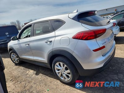 Drugie zdjęcie samochodu z przodu: 2019 HYUNDAI TUCSON SE VIN:KM8J23A40KU880965 - miniatura