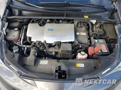 Zdjęcie 11 z 13 samochodu: 2016 TOYOTA PRIUS FOUR VIN:JTDKARFU3G3027397 - miniatura
