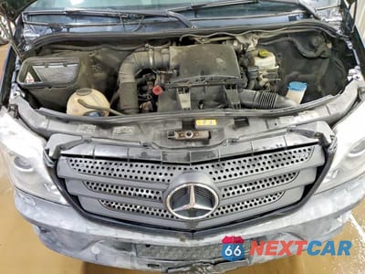 Zdjęcie 11 z 13 samochodu: 2015 MERCEDES-BENZ SPRINTER 2500 VIN:WD3PE7DC0F5973012 - miniatura
