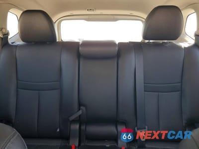 Zdjęcie 10 z 14 samochodu: 2016 NISSAN ROGUE SL VIN:5N1AT2MT0GC790741 - miniatura