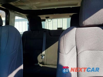 Zdjęcie 12 z 12 samochodu: 2020 JEEP WRANGLER UNLIMITED SPORT VIN:1C4HJXDN5LW147317 - miniatura