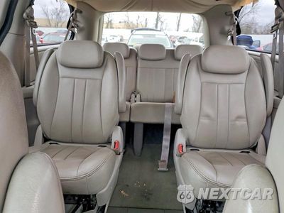 Zdjęcie 10 z 13 samochodu: 2006 CHRYSLER TOWN & COUNTRY TOURING VIN:2A4GP54L36R844327 - miniatura