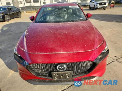 Piąte zdjęcie samochodu w środku: 2019 MAZDA 3 PREFERRED VIN:JM1BPAMMXK1136821 - miniatura