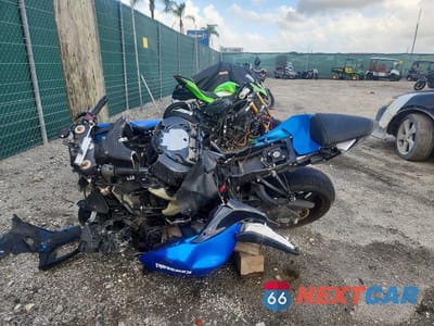 Trzecie zdjęcie samochodu z tyłu: 2008 KAWASAKI ZX1000 VIN:JKAZXCE188A013813 - miniatura