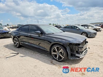 Czwarte zdjęcie samochodu z boku: 2024 VOLVO S60 PLUS VIN:7JRL12FL9RG280756 - miniatura