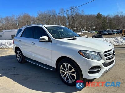 Czwarte zdjęcie samochodu z boku: 2016 MERCEDES-BENZ GLE 350 4MATIC VIN:4JGDA5HB7GA684837 - miniatura