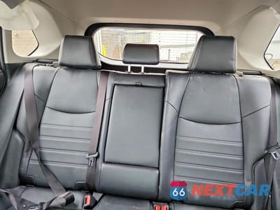 Zdjęcie 10 z 13 samochodu: 2022 TOYOTA RAV4 HYBRID XLE PREMIUM VIN:JTMB6RFV4ND073628 - miniatura