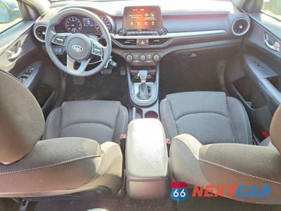 Zdjęcie 8 z 12 samochodu: 2020 KIA FORTE LXS VIN:3KPF24AD4LE176526 - miniatura