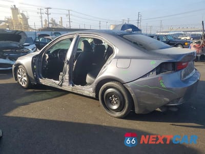 Drugie zdjęcie samochodu z przodu: 2016 LEXUS IS 200T BASE VIN:JTHBA1D28G5019446 - miniatura