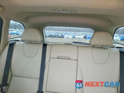 Zdjęcie 10 z 13 samochodu: 2012 VOLVO XC60 3.2 VIN:YV4940DZ4C2294903 - miniatura