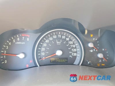 Zdjęcie 9 z 13 samochodu: 2011 KIA SEDONA LX VIN:KNDMG4C76B6384847 - miniatura