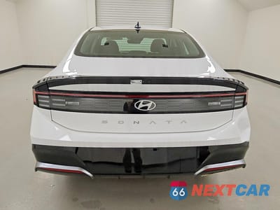 Zdjęcie 6 z 13 samochodu: 2025 HYUNDAI SONATA SEL VIN:KMHL64JAXSA499103 - miniatura