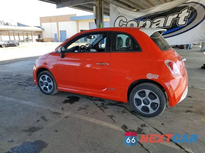 Drugie zdjęcie samochodu z przodu: 2016 FIAT 500 ELECTRIC VIN:3C3CFFGE1GT113781 - miniatura