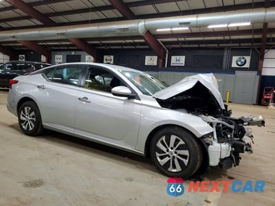Czwarte zdjęcie samochodu z boku: 2023 NISSAN ALTIMA 2.5 S VIN:1N4BL4BV4PN313328 - miniatura