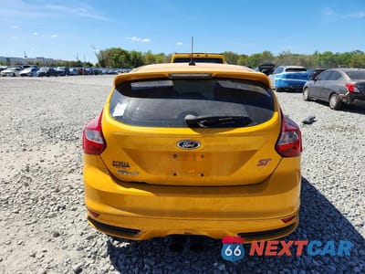 Zdjęcie 6 z 12 samochodu: 2013 FORD FOCUS ST VIN:1FADP3L94DL362674 - miniatura