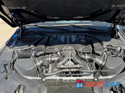 Zdjęcie 7 z 10 samochodu: 2025 BMW M8 VIN:WBSGV0C02SCT39039 - miniatura
