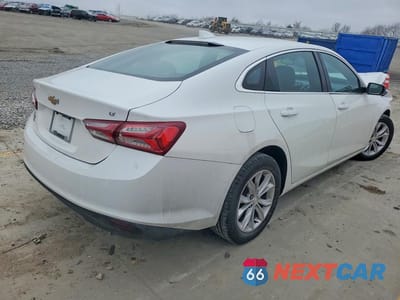 Trzecie zdjęcie samochodu z tyłu: 2020 CHEVROLET MALIBU LT VIN:1G1ZD5ST7LF071867 - miniatura