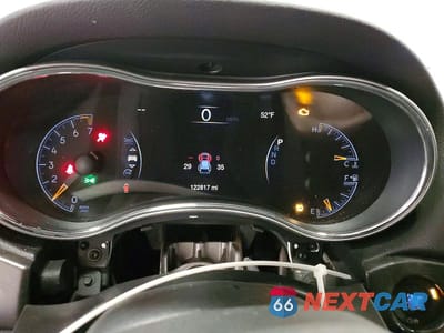 Zdjęcie 9 z 12 samochodu: 2018 JEEP GRAND CHEROKEE LAREDO VIN:1C4RJFAG8JC267745 - miniatura