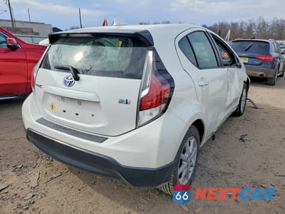Trzecie zdjęcie samochodu z tyłu: 2017 TOYOTA PRIUS C VIN:JTDKDTB32H1591637 - miniatura