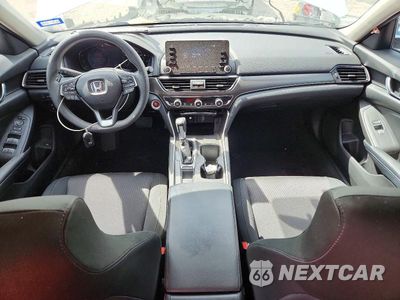 Zdjęcie 8 z 12 samochodu: 2018 HONDA ACCORD VIN:1HGCV1F18JA111011 - miniatura
