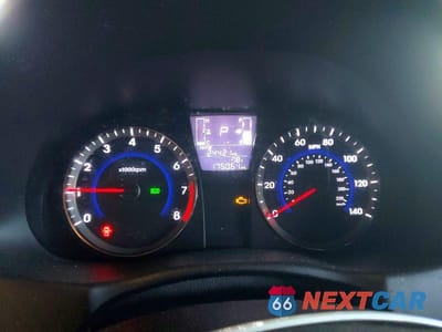 Zdjęcie 9 z 12 samochodu: 2017 HYUNDAI ACCENT SE VIN:KMHCT5AE7HU325904 - miniatura