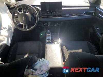 Zdjęcie 8 z 13 samochodu: 2025 MITSUBISHI OUTLANDER ES VIN:JA4J3UA8XSZ022006 - miniatura