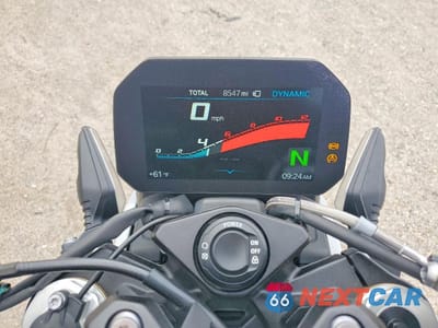 Zdjęcie 7 z 9 samochodu: 2022 BMW S 1000 R VIN:WB10E530XN6E36692 - miniatura