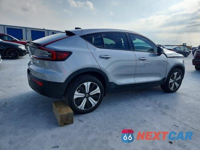 Trzecie zdjęcie samochodu z tyłu: 2023 VOLVO C40 RECHARGE PLUS VIN:YV4ED3GL1P2040353 - miniatura