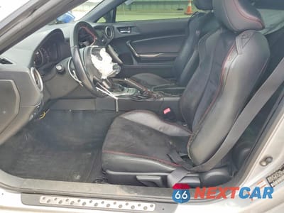 Zdjęcie 7 z 13 samochodu: 2014 SUBARU BRZ 2.0 LIMITED VIN:JF1ZCAC12E8600073 - miniatura