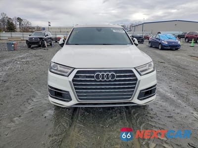 Piąte zdjęcie samochodu w środku: 2018 AUDI Q7 PREMIUM PLUS VIN:WA1LAAF7XJD034262 - miniatura