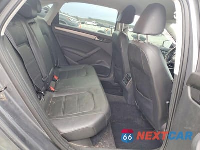 Zdjęcie 10 z 11 samochodu: 2014 VOLKSWAGEN PASSAT SE VIN:1VWBS7A36EC101440 - miniatura
