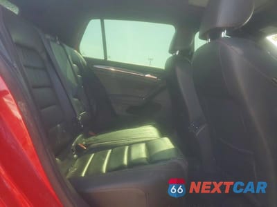 Zdjęcie 10 z 13 samochodu: 2015 VOLKSWAGEN GTI VIN:3VW5T7AU2FM024875 - miniatura