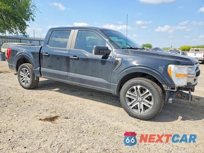 Czwarte zdjęcie samochodu z boku: 2021 FORD F150 SUPERCREW VIN:1FTEW1C55MFC04362 - miniatura