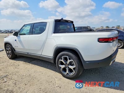 Drugie zdjęcie samochodu z przodu: 2024 RIVIAN R1T ADVENTURE VIN:7FCTGBAA3RN033290 - miniatura