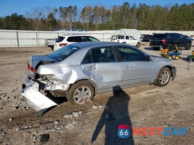 Trzecie zdjęcie samochodu z tyłu: 2003 HONDA ACCORD EX VIN:1HGCM66803A040189 - miniatura