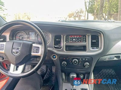 Zdjęcie 9 z 10 samochodu: 2011 DODGE CHARGER VIN:2B3CL3CG1BH585055 - miniatura