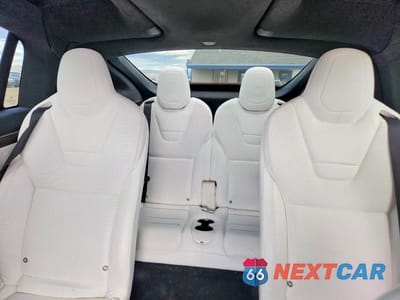 Zdjęcie 10 z 13 samochodu: 2016 TESLA MODEL X VIN:5YJXCBE26GF004187 - miniatura