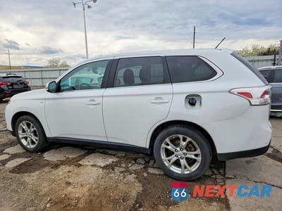 Drugie zdjęcie samochodu z przodu: 2014 MITSUBISHI OUTLANDER GT VIN:JA4JZ4AX2EZ007817 - miniatura