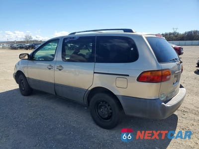 Drugie zdjęcie samochodu z przodu: 2000 TOYOTA SIENNA LE VIN:4T3ZF13C5YU254666 - miniatura