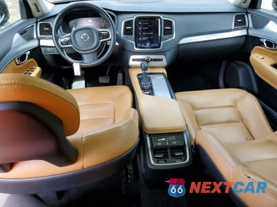 Zdjęcie 8 z 11 samochodu: 2016 VOLVO XC90 T6 VIN:YV4A22PK8G1029202 - miniatura