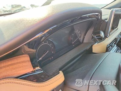 Zdjęcie 9 z 13 samochodu: 2020 LINCOLN CORSAIR RESERVE VIN:5LMCJ2D91LUL20903 - miniatura