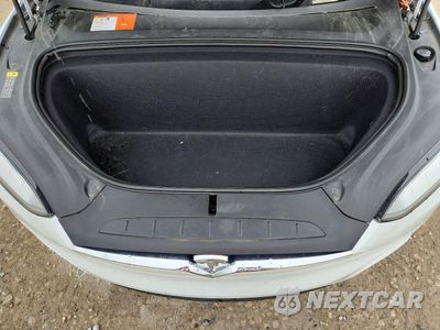 Zdjęcie 12 z 14 samochodu: 2018 TESLA MODEL X VIN:5YJXCBE20JF117561 - miniatura