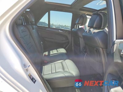 Zdjęcie 11 z 12 samochodu: 2016 MERCEDES-BENZ GLE 63 AMG 4MATIC VIN:4JGDA7EB3GA639426 - miniatura