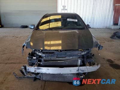 Piąte zdjęcie samochodu w środku: 2014 MERCEDES-BENZ CLA 250 VIN:WDDSJ4EB2EN041754 - miniatura