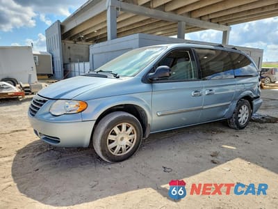 2006 CHRYSLER TOWN & COUNTRY TOURING 2A4GP54L56R616894 - główne zdjęcie licytacji z USA - miniatura