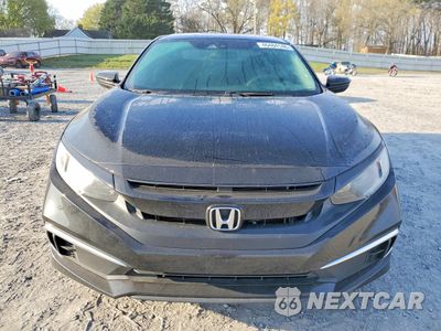 Piąte zdjęcie samochodu w środku: 2019 HONDA CIVIC LX VIN:19XFC2F63KE050670 - miniatura