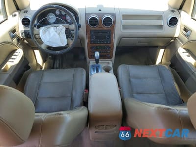 Zdjęcie 8 z 12 samochodu: 2007 FORD FREESTYLE LIMITED VIN:1FMDK061X7GA24668 - miniatura