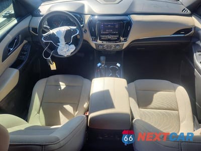 Zdjęcie 8 z 13 samochodu: 2022 CHEV TRAVERSE VIN:1GNERFKW0NJ102603 - miniatura