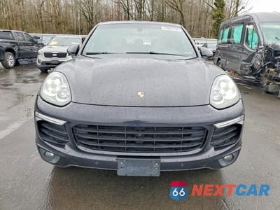 Piąte zdjęcie samochodu w środku: 2016 PORSCHE CAYENNE VIN:WP1AA2A28GLA05239 - miniatura